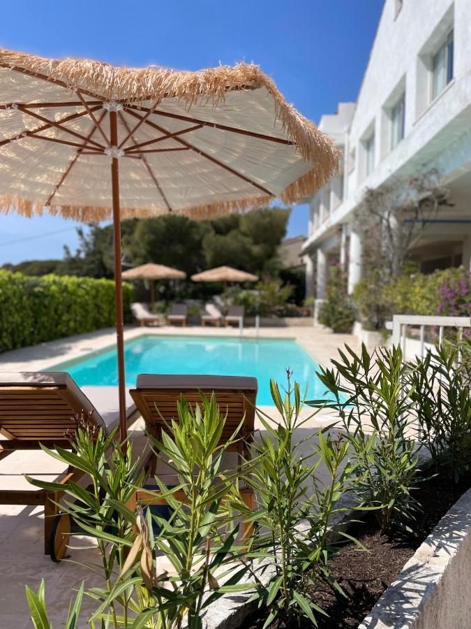 Villa Paradis 雷以桑布尔 外观 照片