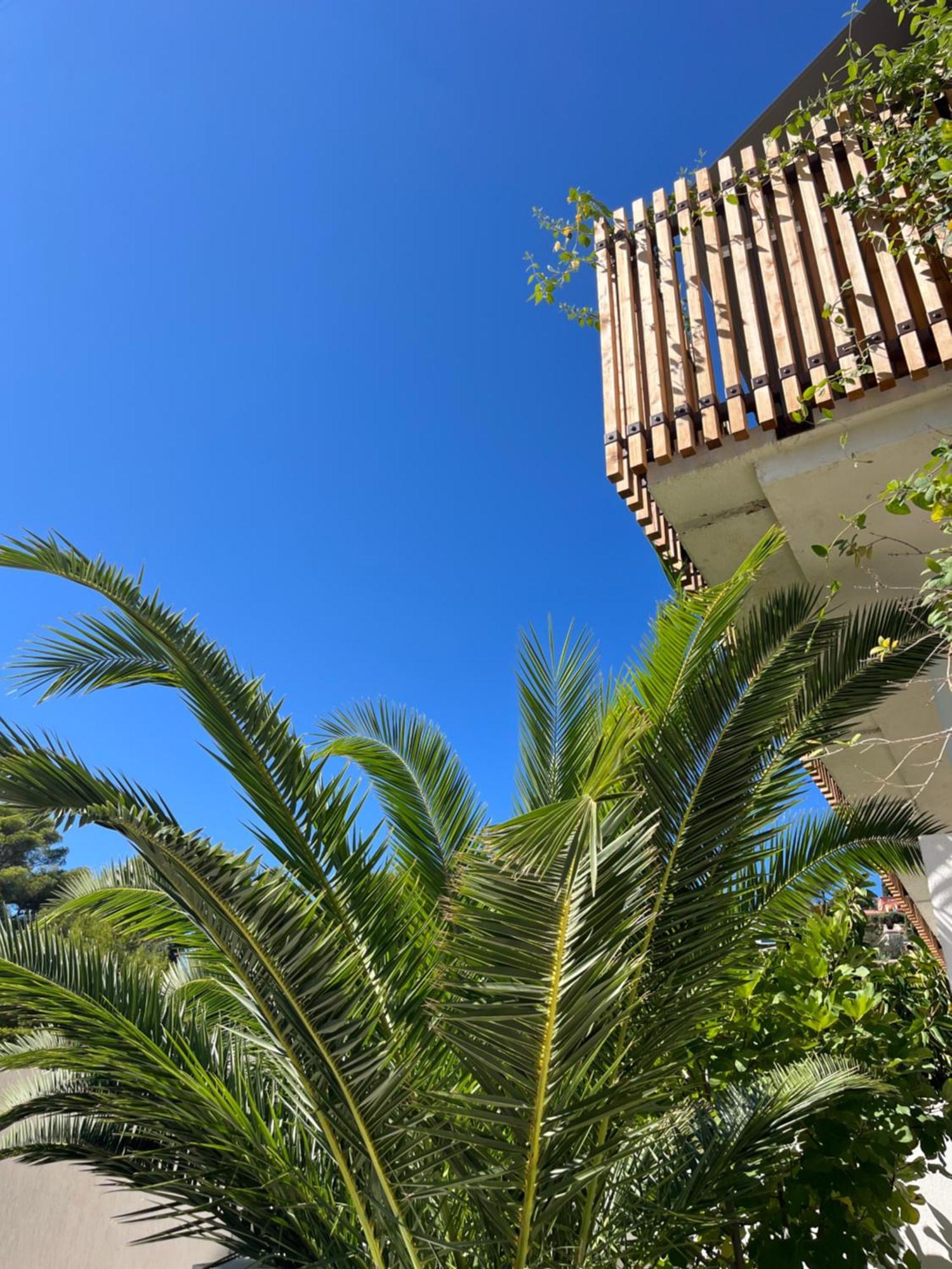 Villa Paradis 雷以桑布尔 外观 照片
